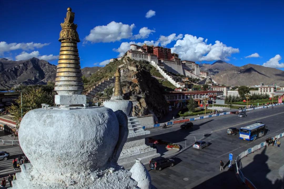 西藏,神秘高原的繁荣兴盛之路